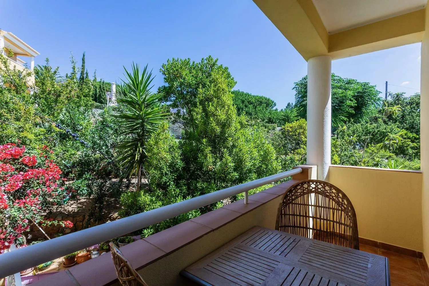 *** Guest house Aurora Sol Hotel Praia Da Luz Portugal